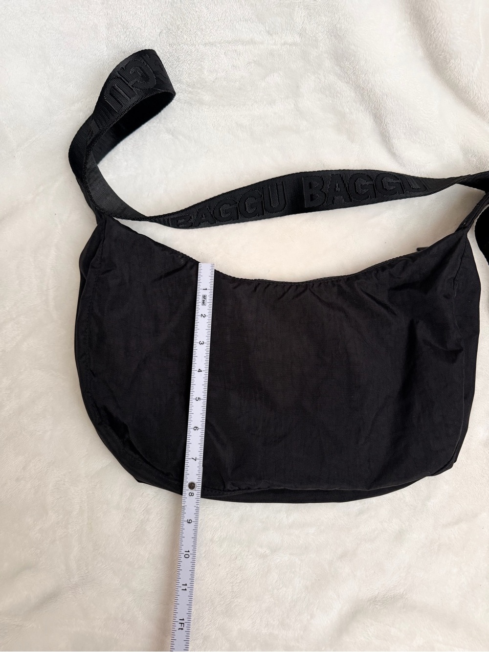 BAGGU Black Nylon Medium Crescent Crossbody Shoulder Bag - Picture 9 of 9